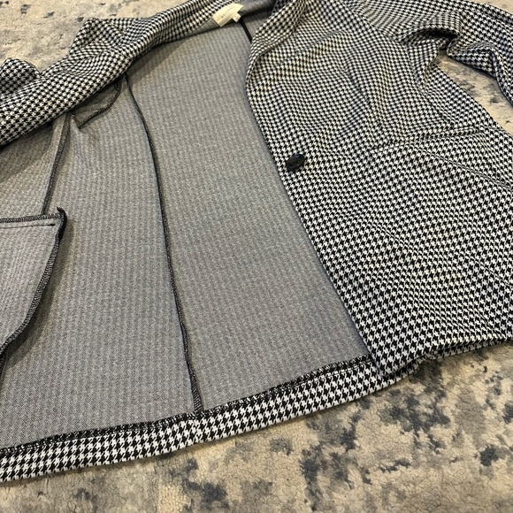 Houndstooth, blazer large , women’s 
27 in long pit-pit 20 - Picture 2 of 5